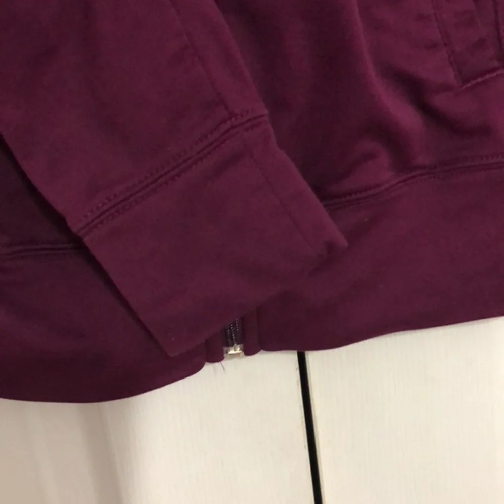 Nike girls full zip jacket size 4-6 plum purple color. Fall school FINAL‎ PRICE